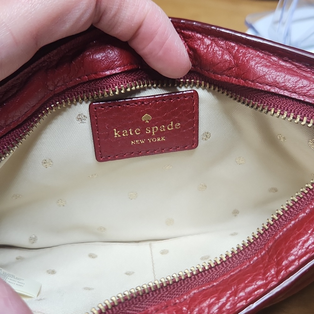 Kate Spade Quilted Red Leather Wristlet with Strap EUC - Picture 7 of 9